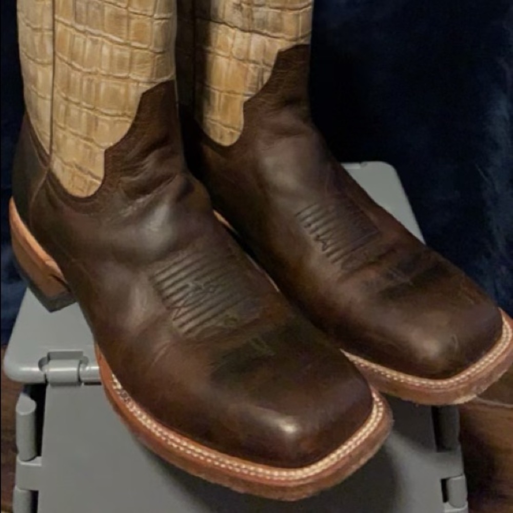 Shyanne Boots size 8.5m